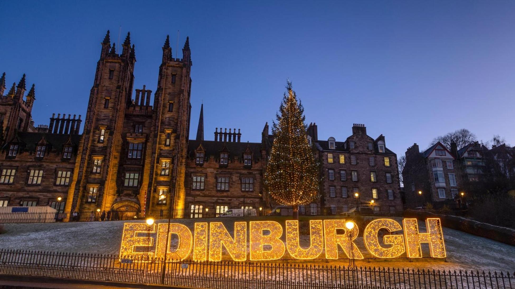 Stunning 5Br Royal Mile Penthouse Apartment Edinburgh Luaran gambar
